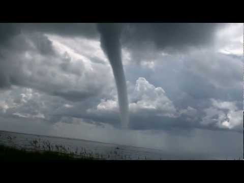 Waterspout / Tornado – Carolina Beach, NC 8/18/2011