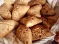 Siamaggiore. Fasi del pane fatto in casa: infornata