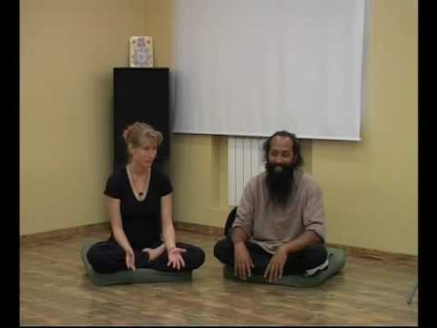 sajan gurukkal - 2008 kalari lectures by Aasan Sajan Gurukal at teatrika.ru moscow.