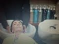 Starting shampoo in a very long hair
