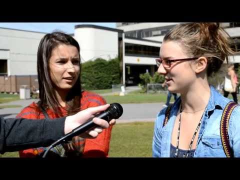 Ottawa - Page & Dave from the CC Hotspot crew talk to students from the University of Ottawa to see how they use their technology in class, and what makes their schoo...