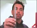 Glassblower and Stay-At-Home-Dad: Steve Sizelove Glassblower and Stay-At-Home-Dad Steve Sizelove demonstrates his art on HGTV's That's Clever. He uses Italian techniques to create a goblet. And handles disaster masterfully when something goes wrong.
