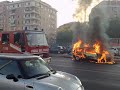 Auto in fiamme, incendio Via Nomentana ROMA