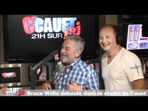 Bruce Willis débarque dans le studio de Caue - C'Cauet sur NRJ