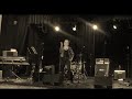 Remélem nem harizol meg érte, de annyira Voga Vikis a hangod: olyan lágy, puha, (@YouTube http://t.co/Thm0tkNI)