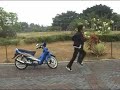 menghapus jejakmu menghapus jejakmu