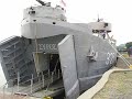 LST-325 arrives in Hannibal