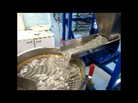 Vibraflo Through Sieve - screening Carpet dust