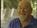 if you ever have the chance, pete is one of the warmest personable clarinet players you will ever meet.  sometimes he likes to have fun while he is working as you will see in this video.  watch the bit with the on/off switch on the drummer.