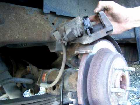how to bleed ford ranger brakes