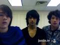 jobros-talking-about