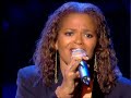 v�ronique sanson interpr�te vue sur la mer avec jocelyne beroard le 07.04.05