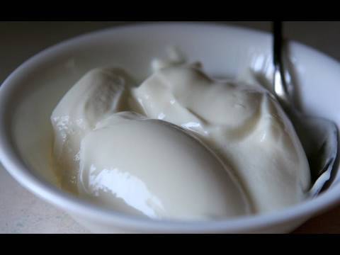 how to make easy yogurt at home