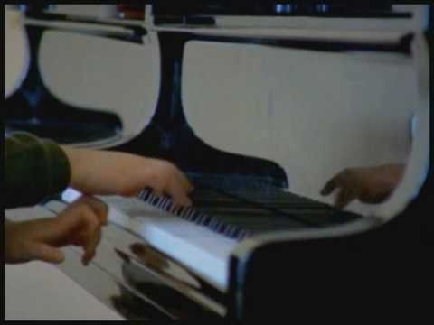 Russlands Wunderkinder  - Doku Film DVD Video Wiki Musik Genie Russland Klassik Klavier Instrument