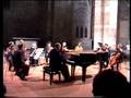 videos de BACH Piano Concerto D minor BWV 1052 - 3 mov.