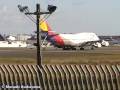 Asiana Airlines Boeing 747-400M 【HL7421】