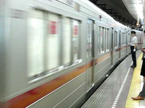 東京メトロ　日比谷線　at　恵比寿駅