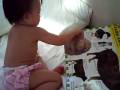 videos de Baby ghengis reading, signing, talking (2)