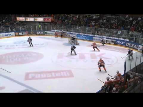 Henkilökuvassa - Alex Leavitt