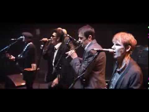 30th - THE POGUES celebrate their 30th anniversary with a sold-out double concert at the Olympia theatre in Paris. 00:00 Intro 02:50 01. Streams of Whiskey 05:55 02...