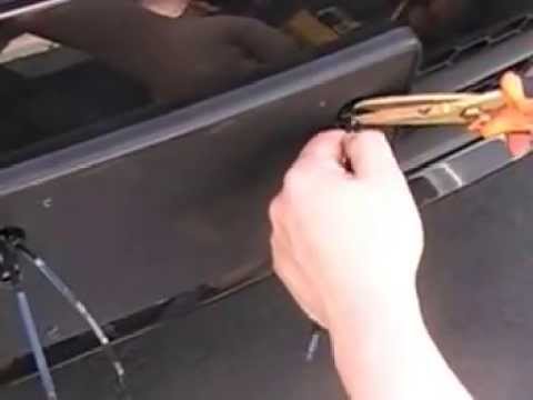 how to fasten license plate