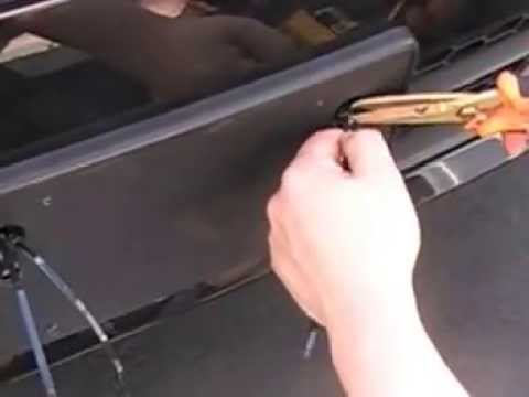 how to fasten front license plate