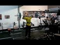 Einarmiges Langhantelreißen 2x60KG