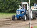 Traktortræk i den lokale idrætsforening