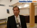 Monsieur Francis Latour résume le séminaire du 29 novembre 2007 de 9 h à 18 heures, à l'hémicycle Sainte Bernadette, 7 villes de 7 pays différents dont Lourdes évidemment seront regroupées pour le séminaire final du programme européen Coesima (Coopération européenne de sites majeurs d'accueil) qui a pour objectif de développer sur les plans économique, social et environnemental, l'activité pèlerinage de ces sites. À 14 h 45, une table ronde se tiendra sur les innovations du réseau Coesima où il sera notamment question du logiciel d'optimisation des pèlerinages à Lourdes