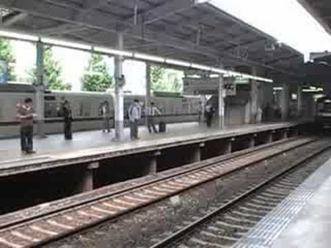 都営5300形5304編成到着
