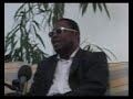 interview du chanteur du duo amadou & mariam par le journal l'alsace avant leur concert � la foire aux vins de colmar. il s'exprime sur le piratage musical.