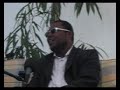 interview du chanteur du duo amadou & mariam par le journal l'alsace avant leur concert � la foire aux vins de colmar. il s'exprime sur le piratage musical.