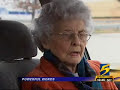 Elderly woman witnesses to man trying to rob her Elderly woman witnesses to man trying to rob her