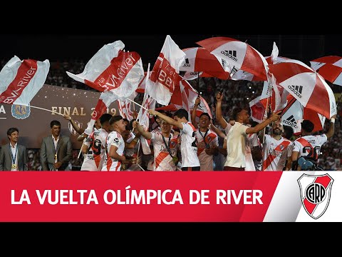 LA VUELTA OLÍMPICA DESDE ADENTRO. ¡Esta banda es puro carnaval!