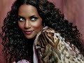 SELLLACEWIGS2.wmv