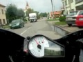 Сумасшедший на мотоцикле по городу