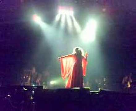 Shakira - No (arnhem 17-03-2007)