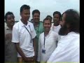 Sri Sri Surveys Flood Affected in Bihar Sri Sri Surveys Flood Affected in Bihar