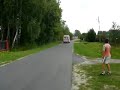 Ambulans na sygnale przez Bobrowniki k. ?owicza. Ambulans na sygnale przez Bobrowniki k. ?owicza.