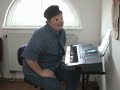 Reportage - Thomas et le synthétiseur