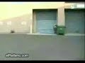 Repartidor de pizza se saca la mugre con su moto