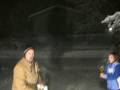 videos de boiling water at 40 below dad gets burnt fairbanks alaska