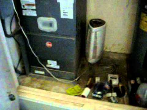 how to vent a swamp cooler