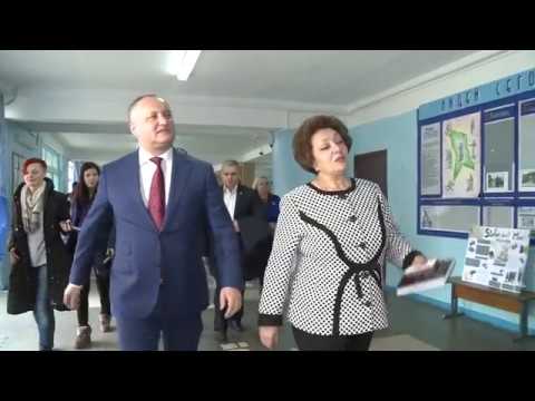 В кишиневском Теоретическом лицее им. Н.В. Гоголя состоялось праздничное мероприятие по случаю Года Святого Штефана Великого