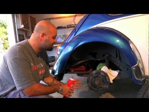 how to clean varnish out of a carburetor