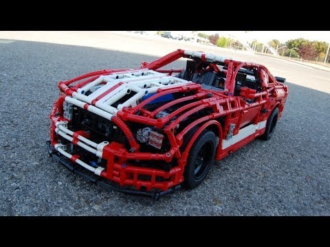 Shelby Mustang de Lego en detalle.