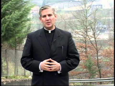 MILAGROS - Narración de milagros eucarísticos por sacerdote.