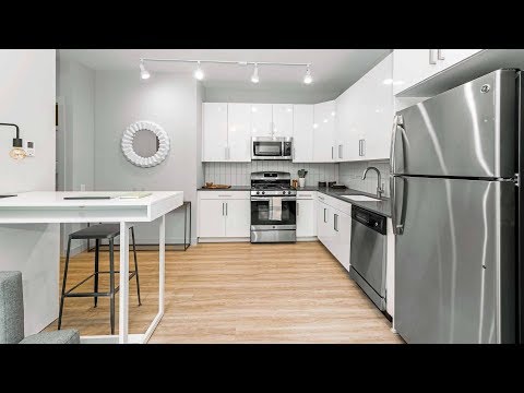 A junior 1-bedroom model at the Loop’s new 330 South Wells A junior 1-bedroom model at the Loop’s new 330 South Wells