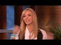 october 16, 2008 season 6 episode 29
lisa kudrow talks with ellen about friends, george clooney and her new therapist webshow. then they play a improv-game.