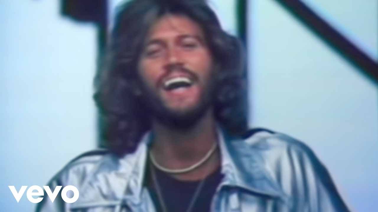 07 Bee Gees - Stayin' Alive 